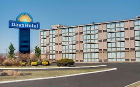 Days Hotel By Wyndham Toms River Jersey Shore
